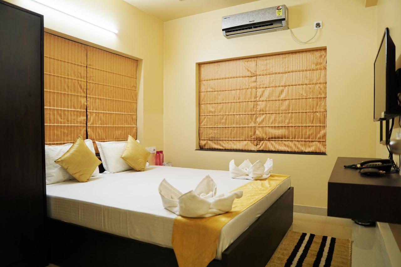 Hotel Rama Golden Root New Town Calcuta Exterior foto